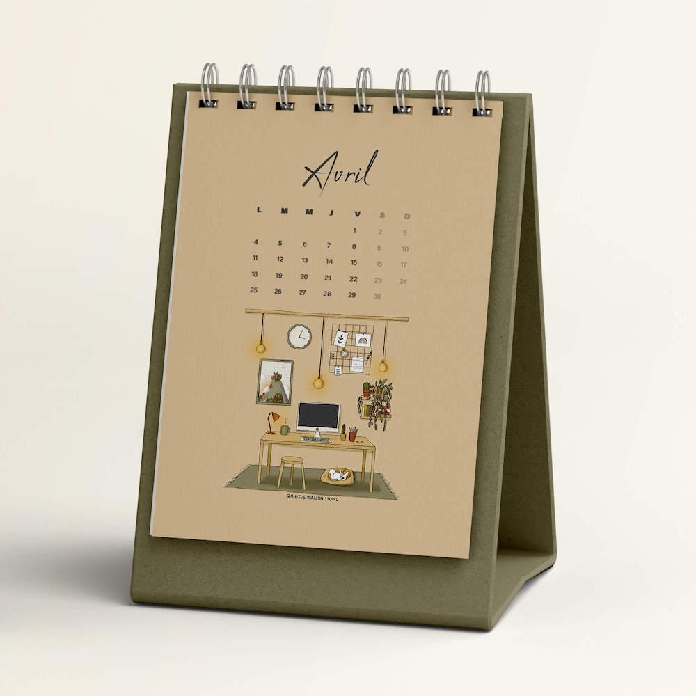 Free Mini Desktop Calendar Mockup